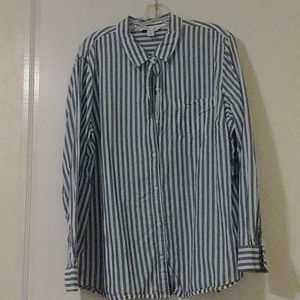 Women's Old Navy classic shirt